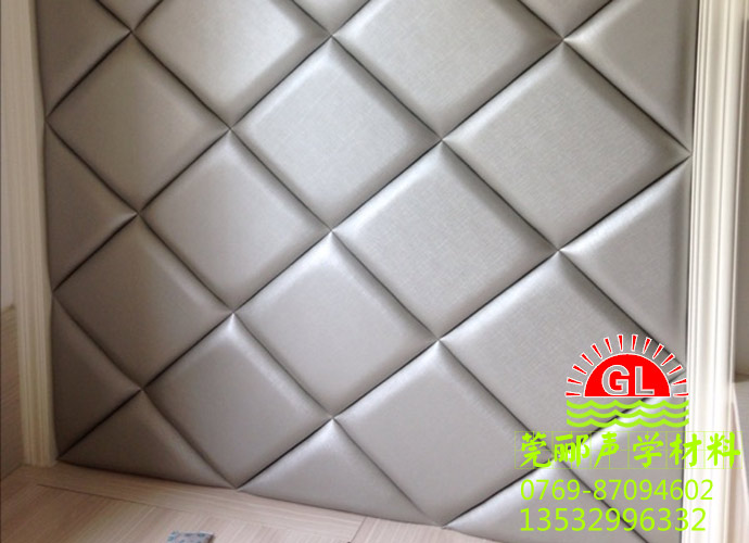 打造現(xiàn)代時尚家居裝飾軟包背景墻施工方案介紹